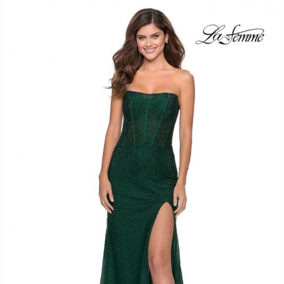 La Femme Dresses & Skirts - NWT Green Prom Dress
